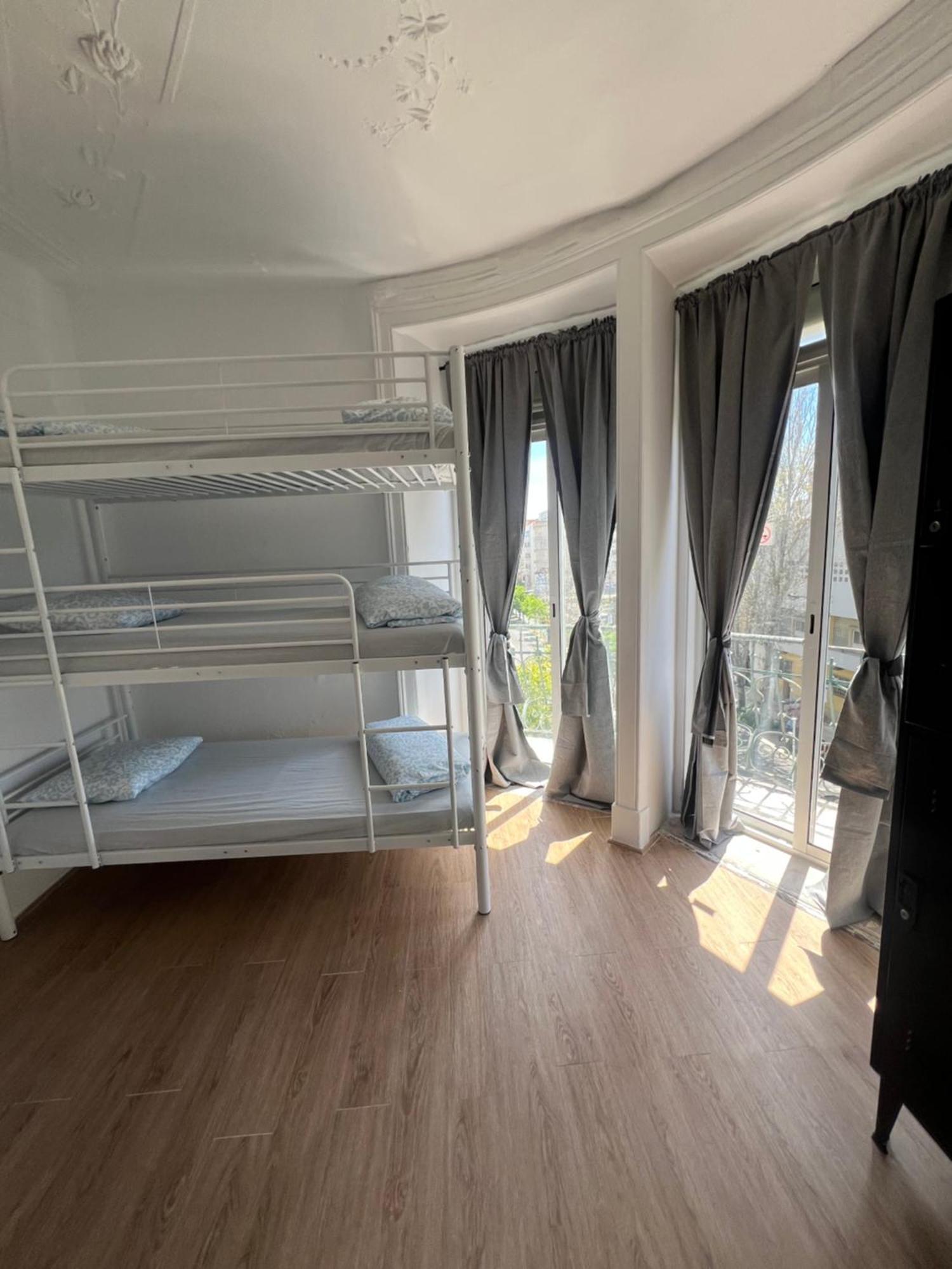 Bagetti Guest House Lisbona Esterno foto