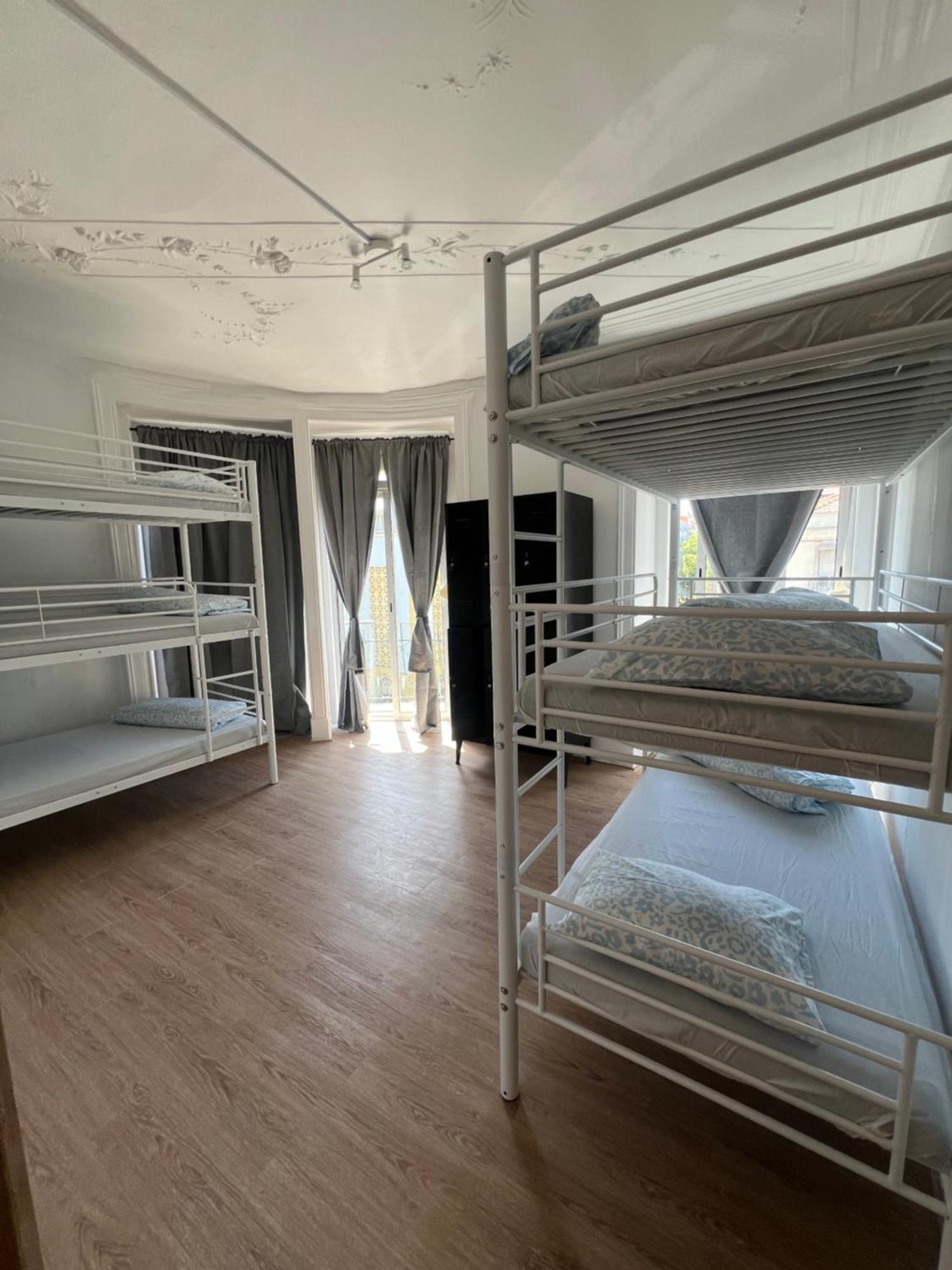 Bagetti Guest House Lisbona Esterno foto